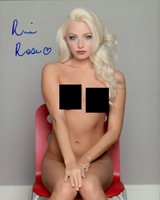 Ria Rose autograph