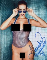 Kennedy Summers autograph