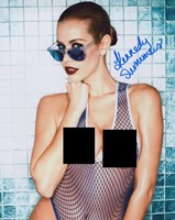 Kennedy Summers autograph