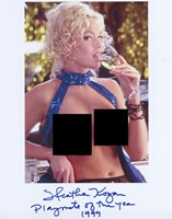Heather Kozar autograph