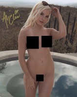 Ali Claire autograph