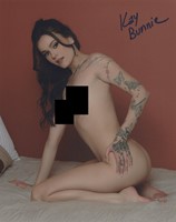 Kay Bunnie autograph