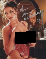 Miriam Gonzalez autograph