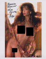 Bonnie Marino autograph