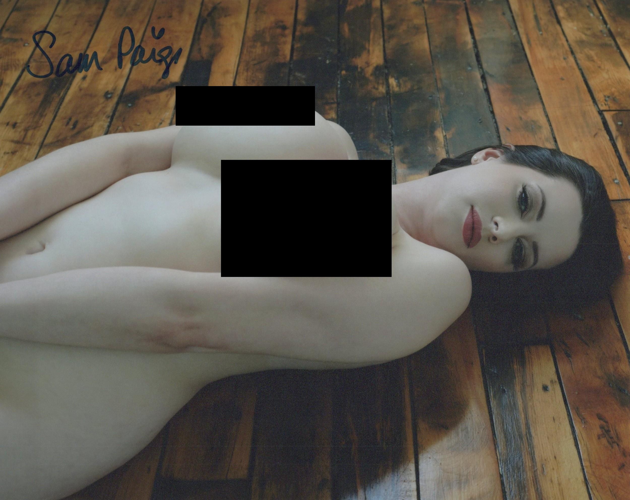 Samantha Paige autograph