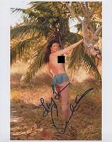 Carol Alt autograph