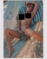 Maria Checa autograph