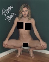 Vixen Tavia autograph