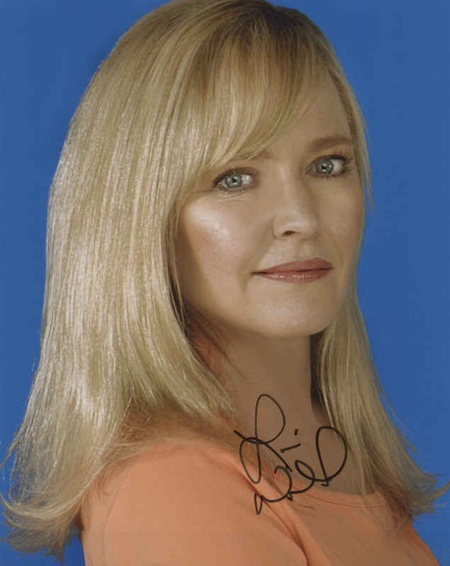 Lisa Wilcox autograph, item FP703957