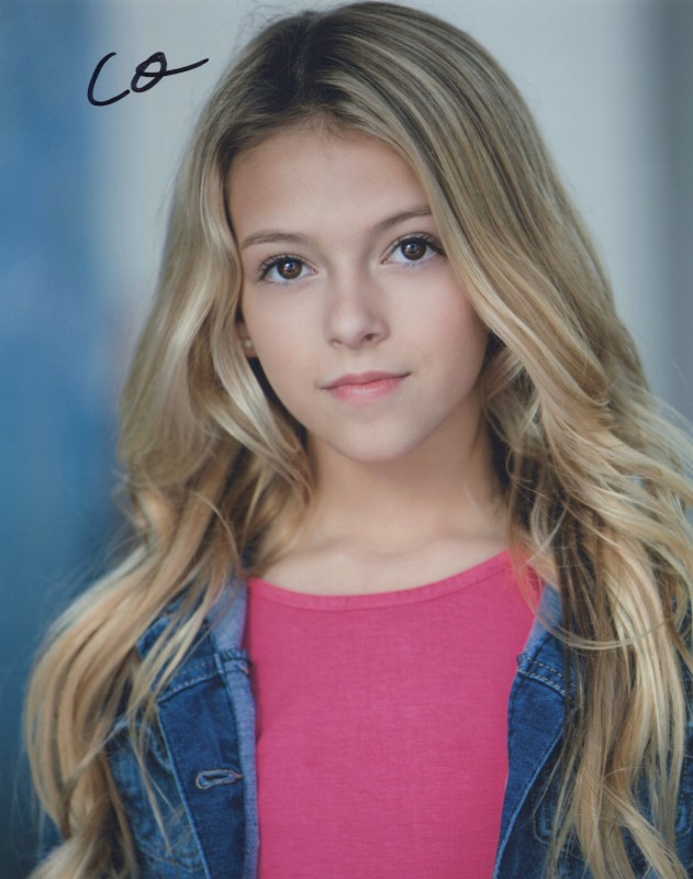 Coco Quinn autograph, item FP657225