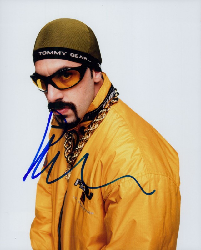 Sacha Baron Cohen autograph, item FP676044