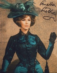 Fenella Fielding Autograph Item FP804989