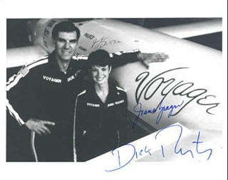 Aviation: Voyager autograph