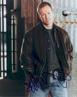 Donnie Wahlberg autograph