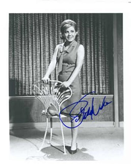 Patty Duke autograph
