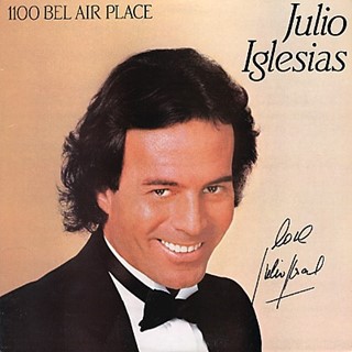 Julio Iglesias #2 autograph