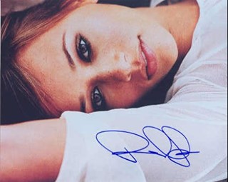 Rashida Jones autograph