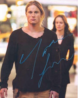 Travis Fimmel autograph
