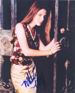 Michelle Trachtenberg autograph