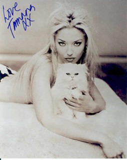 Tamara Beckwith autograph
