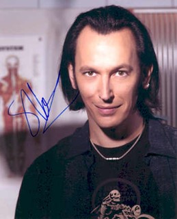 Steve Valentine autograph