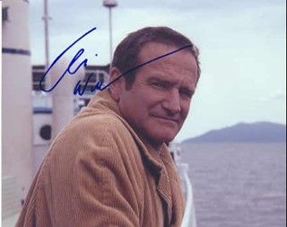 Robin Williams autograph
