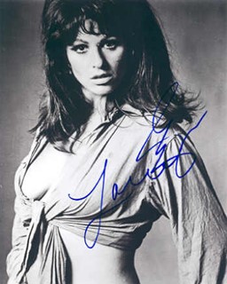 Lainie Kazan autograph