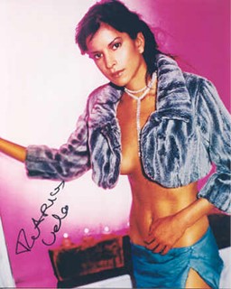 Patricia Velazquez autograph