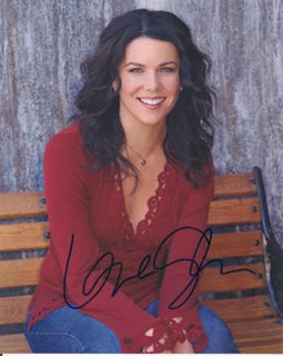 Lauren Graham autograph