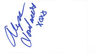 Alyssa Lovelace autograph