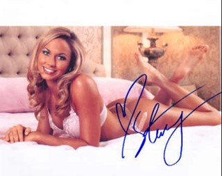 Stacey Kiebler autograph