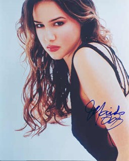 Marieh Delfino autograph