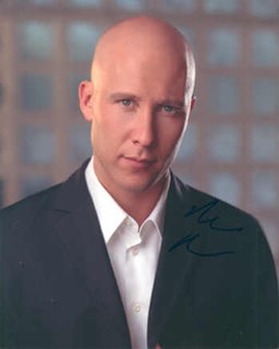 Michael Rosenbaum autograph