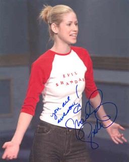 Shandi Sullivan autograph
