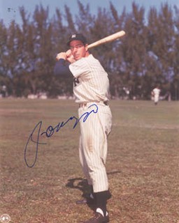 Joe DiMaggio autograph