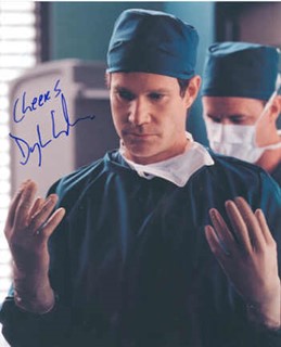 Dylan Walsh autograph