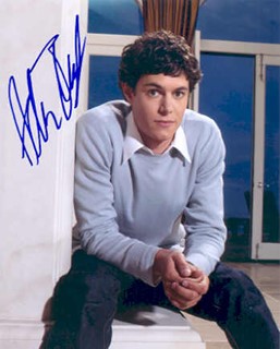 Adam Brody autograph