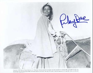 Ruby Dee autograph