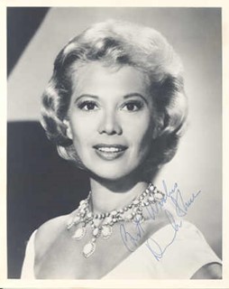 Dinah Shore autograph