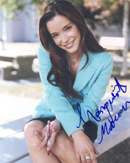 Marguerite Moreau autograph