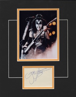 Gene Simmons autograph