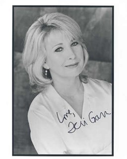 Teri Garr autograph