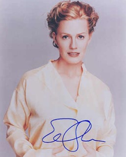 Elisabeth Shue autograph