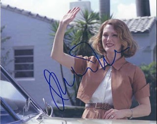 Julianne Moore autograph