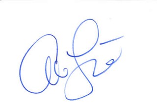 Ali Larter autograph