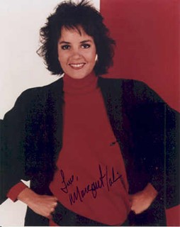 Margaret Colin autograph