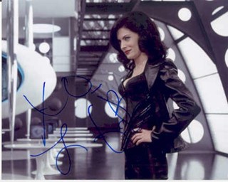 Lara Flynn Boyle autograph