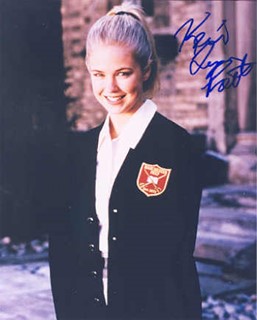 Keri-Lynn Pratt autograph