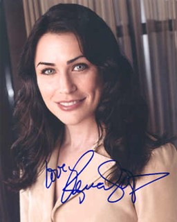 Rena Sofer autograph