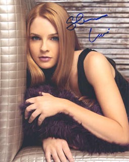 Shannon Lucio autograph